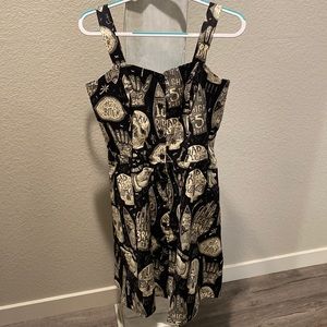 Skulls/Halloween Dress with Pockets!!!